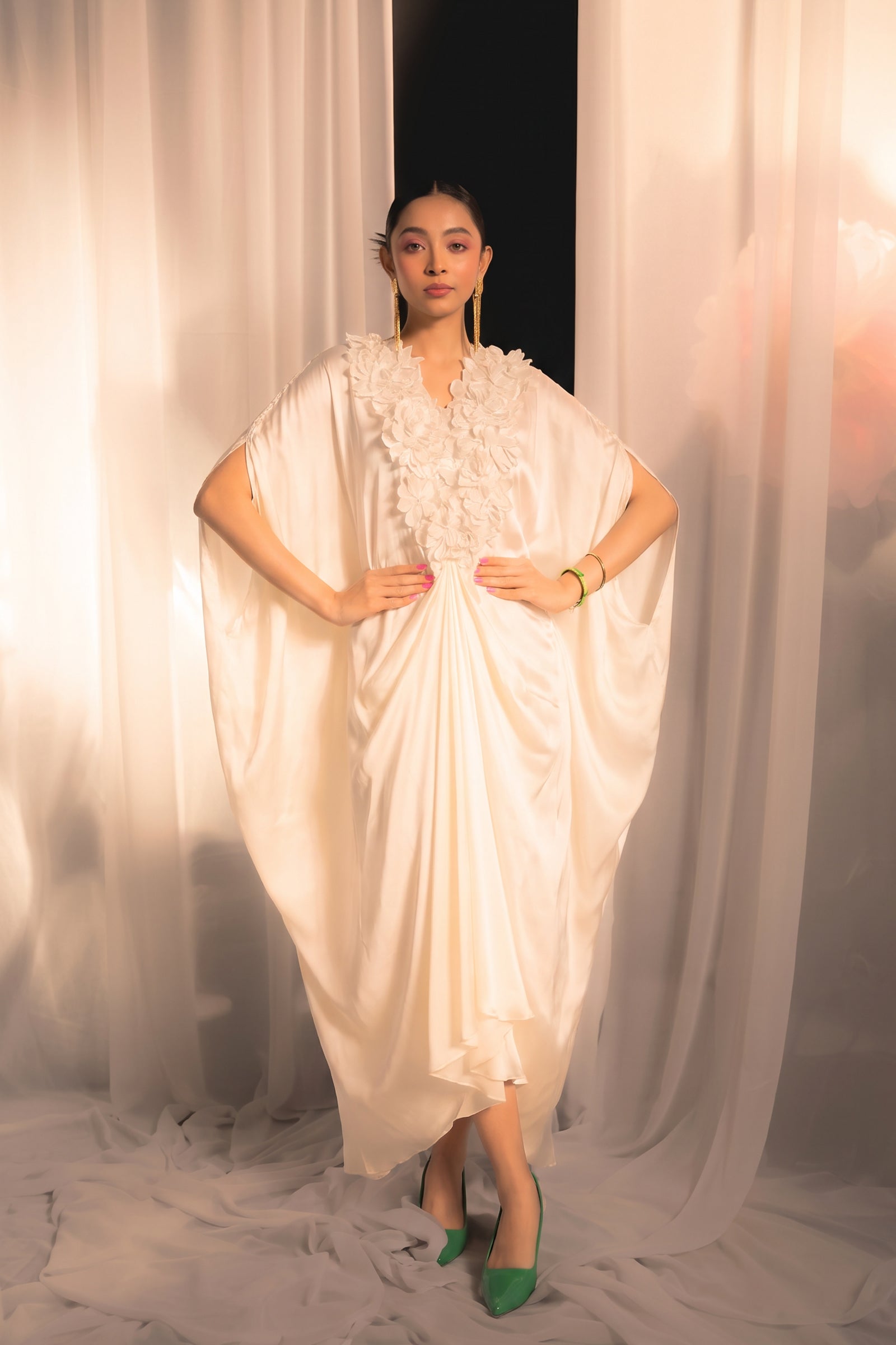 Ivory Kaftan