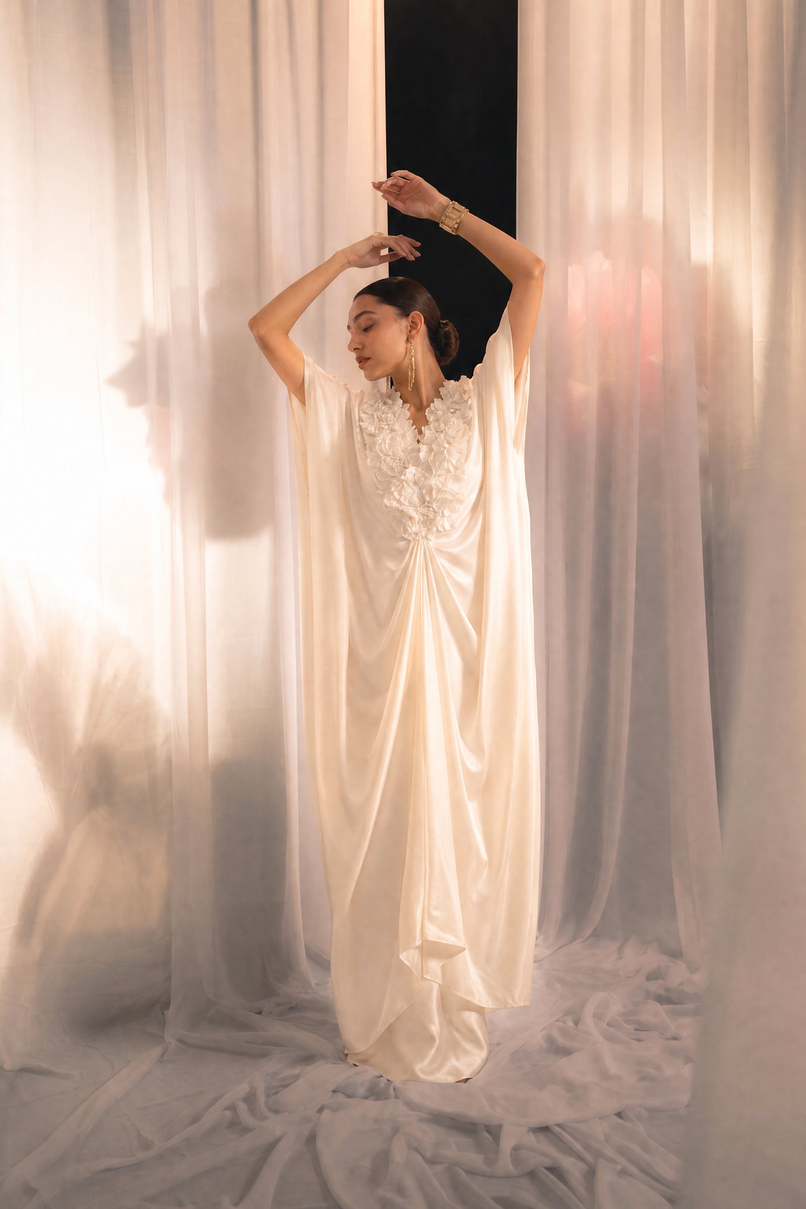 Ivory Kaftan